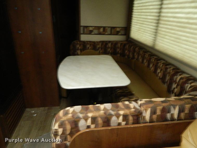 image for item J5096 2015 Jayco camper