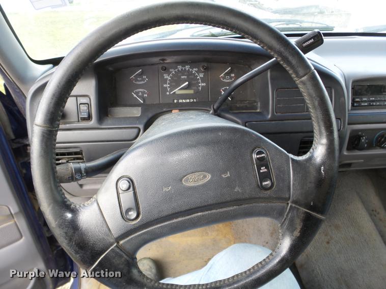 image for item J8948 1997 Ford F250 HD SuperCab pickup truck