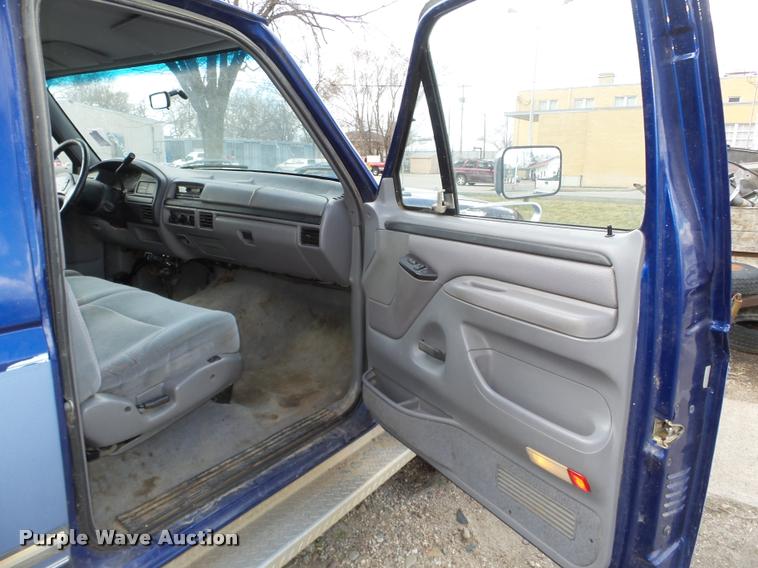 image for item J8948 1997 Ford F250 HD SuperCab pickup truck