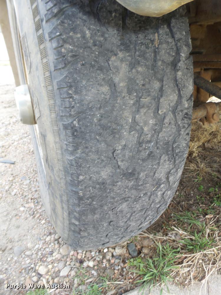 image for item J8948 1997 Ford F250 HD SuperCab pickup truck