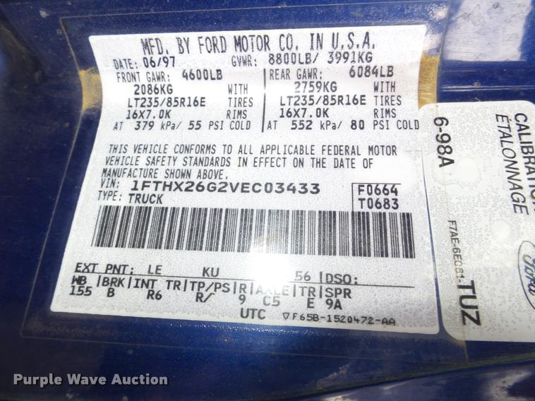 image for item J8948 1997 Ford F250 HD SuperCab pickup truck