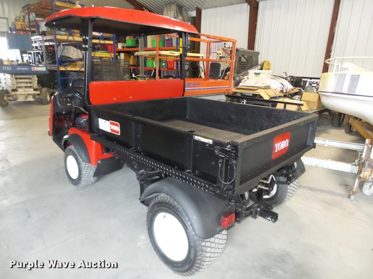 image for item J8958 2004 Toro 3200 utility vehicle