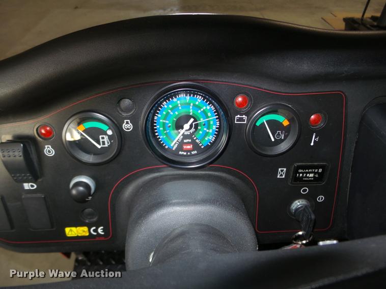 image for item J8958 2004 Toro 3200 utility vehicle