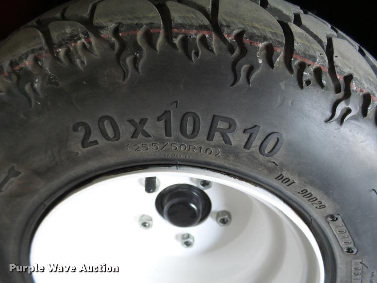 image for item J8958 2004 Toro 3200 utility vehicle