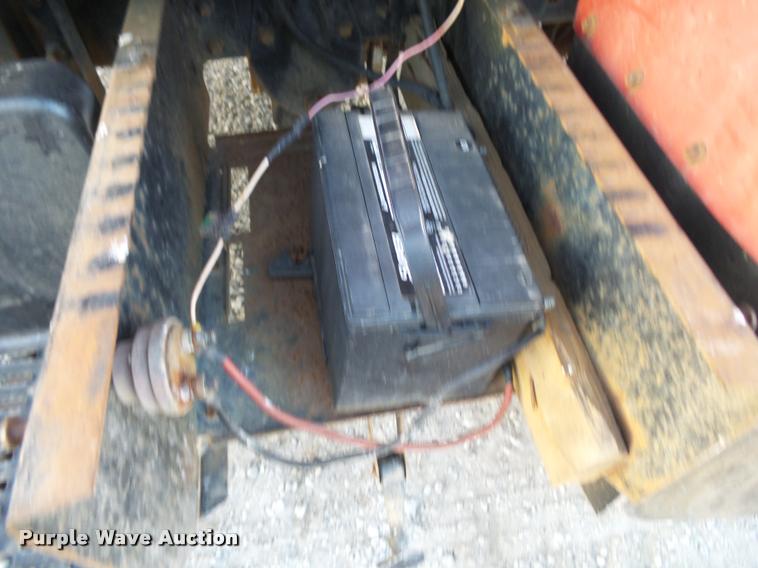 image for item K1108 1994 GMC TopKick C7000 wrecker truck