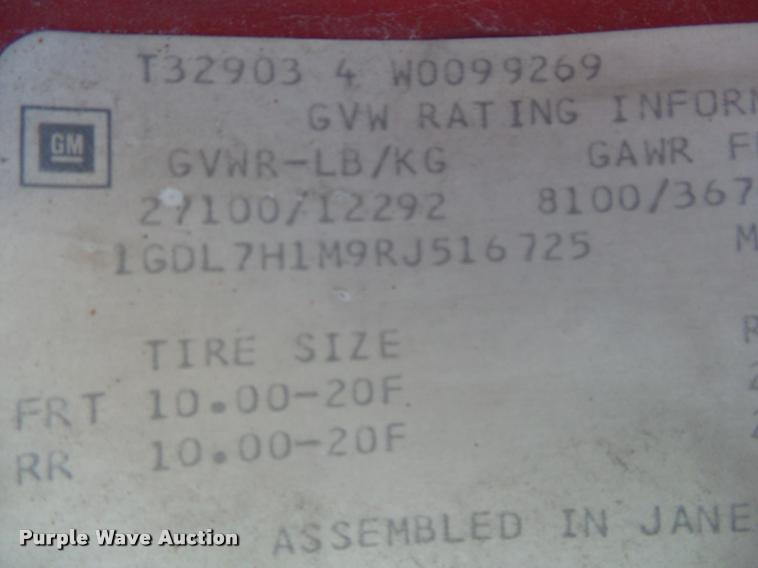 image for item K1108 1994 GMC TopKick C7000 wrecker truck