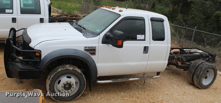 image for item K1948 2010 Ford F550 Super Duty XL SuperCab truck cab and chassis