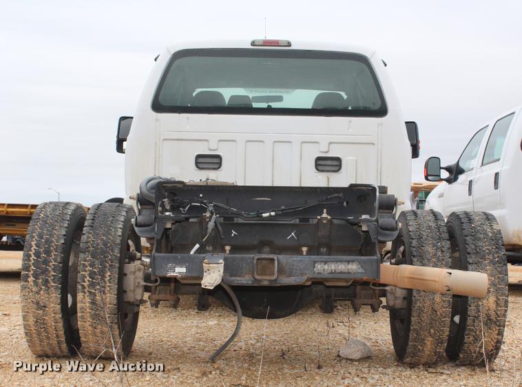 image for item K1948 2010 Ford F550 Super Duty XL SuperCab truck cab and chassis