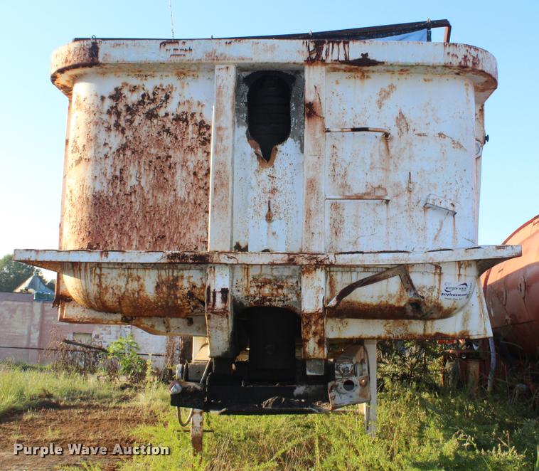 image for item K1954 1984 Cherokee end dump trailer