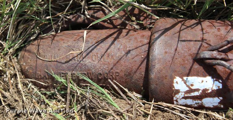 image for item K1959 Vermeer 1250 wood chipper