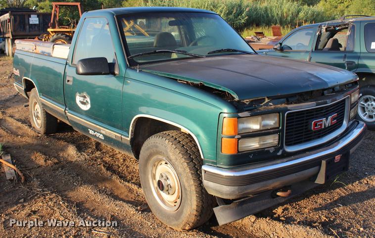 image for item K1973 1996 GMC Sierra 1500 pickup truck