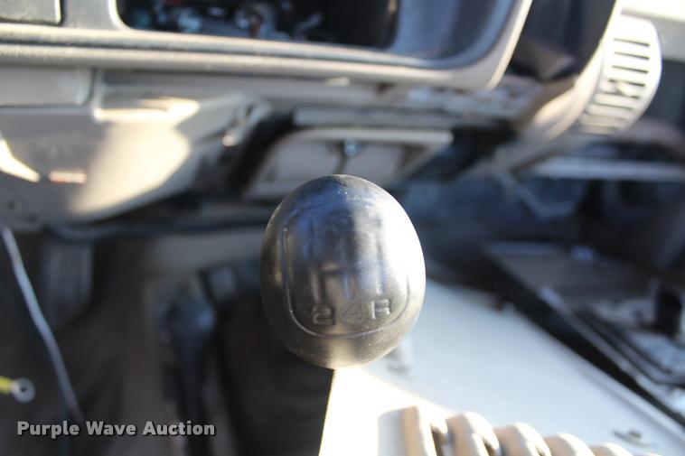 image for item K1973 1996 GMC Sierra 1500 pickup truck