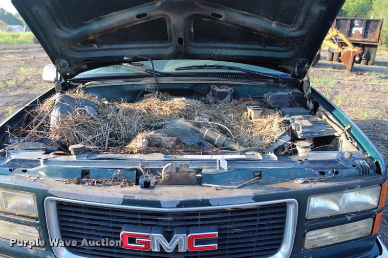 image for item K1973 1996 GMC Sierra 1500 pickup truck