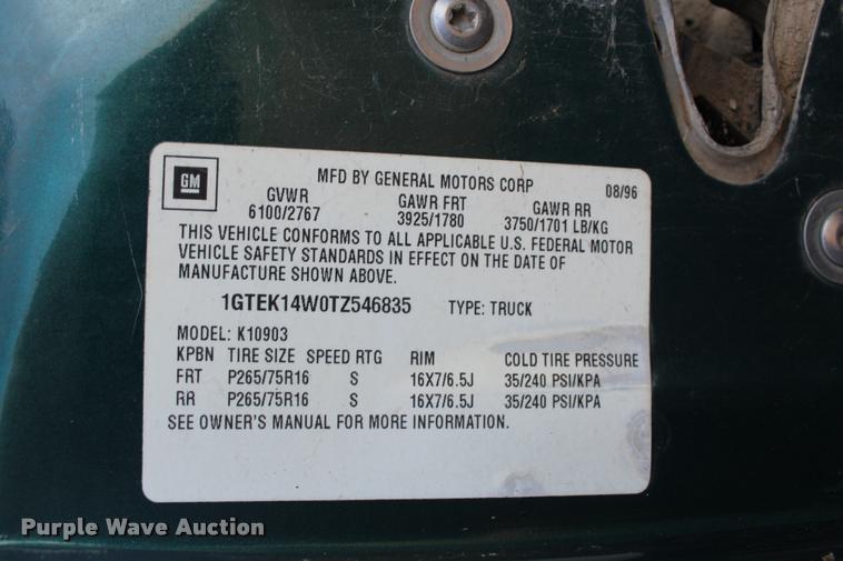 image for item K1973 1996 GMC Sierra 1500 pickup truck