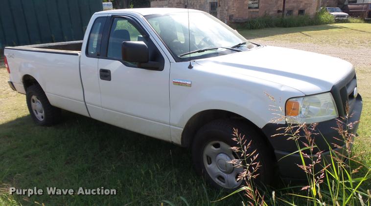 image for item K3019 2006 Ford F150 pickup truck