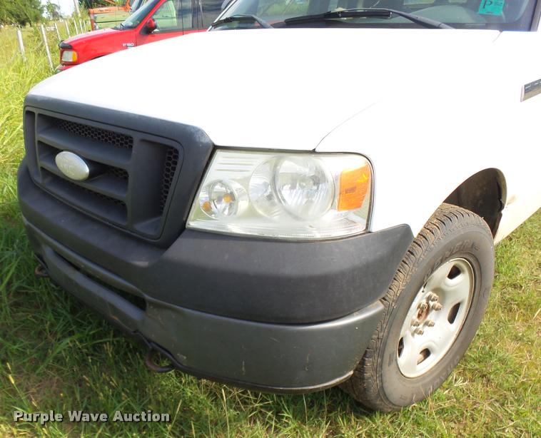 image for item K3019 2006 Ford F150 pickup truck