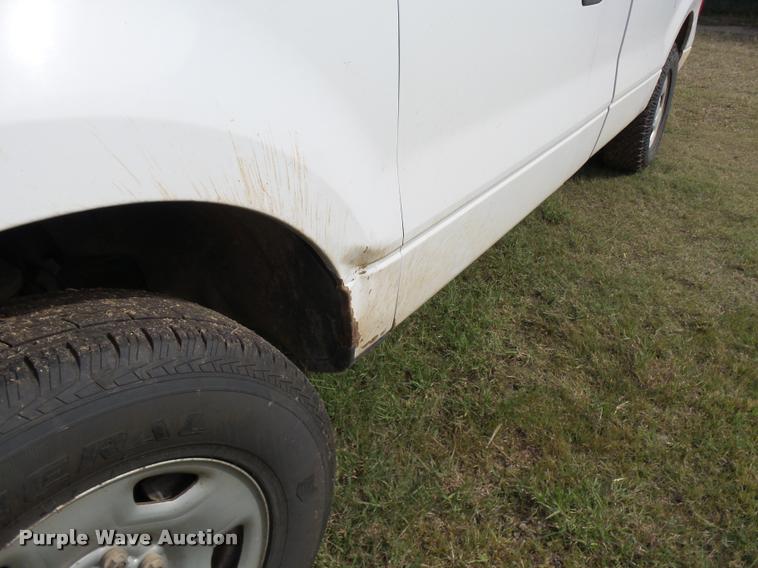 image for item K3019 2006 Ford F150 pickup truck