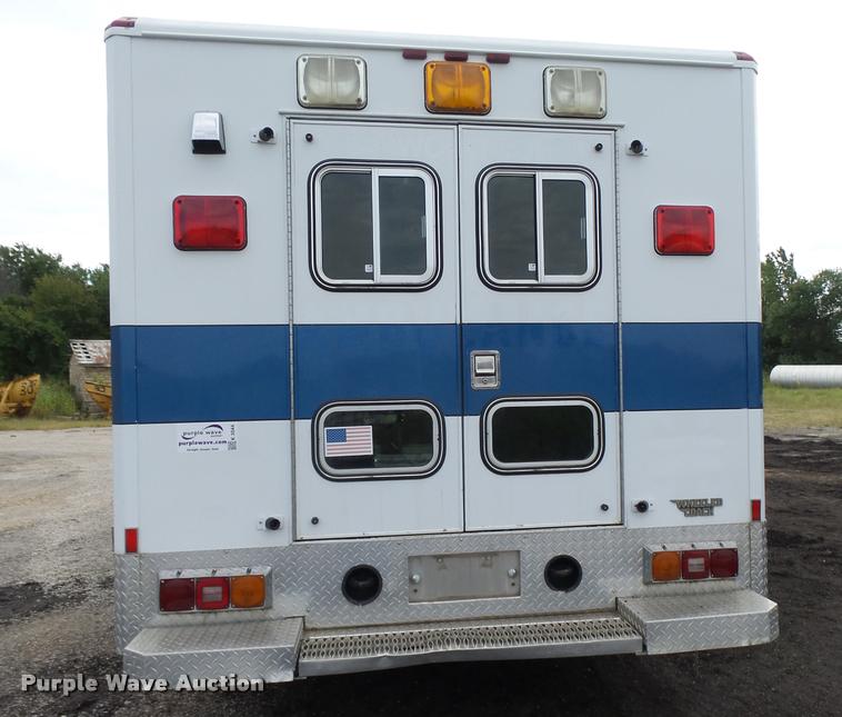 image for item K3044 1993 Ford Econoline E350 Wheeled Coach ambulance