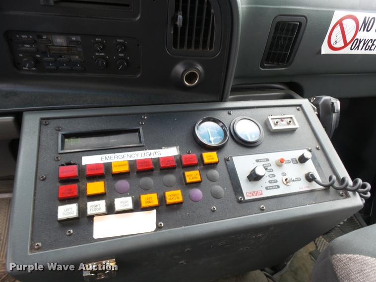 image for item K3044 1993 Ford Econoline E350 Wheeled Coach ambulance