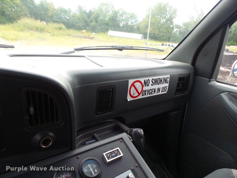 image for item K3044 1993 Ford Econoline E350 Wheeled Coach ambulance