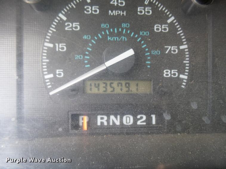 image for item K3044 1993 Ford Econoline E350 Wheeled Coach ambulance