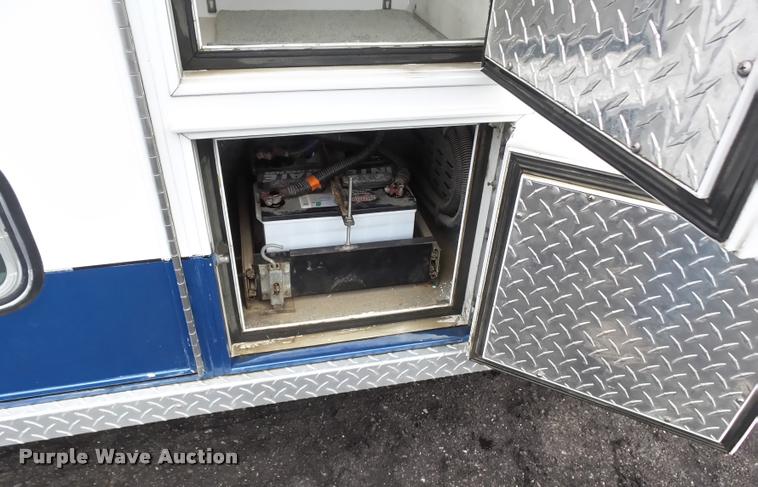 image for item K3044 1993 Ford Econoline E350 Wheeled Coach ambulance