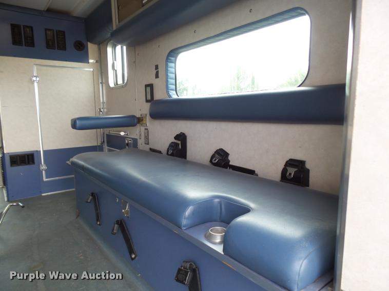 image for item K3044 1993 Ford Econoline E350 Wheeled Coach ambulance