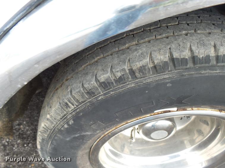 image for item K3044 1993 Ford Econoline E350 Wheeled Coach ambulance