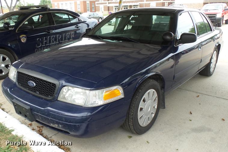 image for item K3045 2009 Ford Crown Victoria Police Interceptor