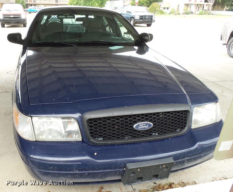 image for item K3045 2009 Ford Crown Victoria Police Interceptor