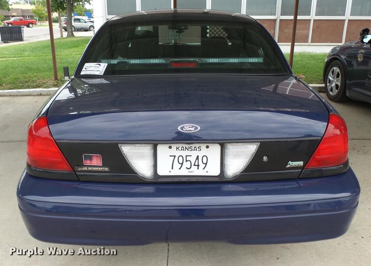 image for item K3045 2009 Ford Crown Victoria Police Interceptor