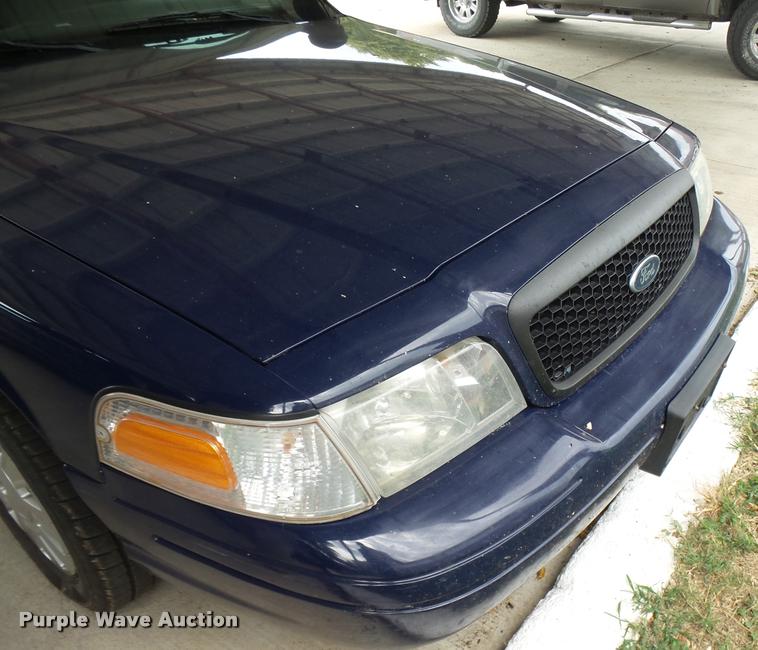 image for item K3045 2009 Ford Crown Victoria Police Interceptor