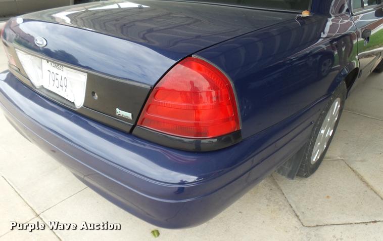 image for item K3045 2009 Ford Crown Victoria Police Interceptor