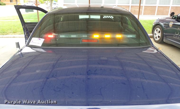 image for item K3045 2009 Ford Crown Victoria Police Interceptor