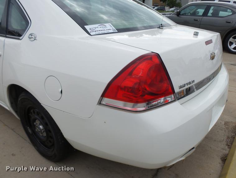 image for item K3047 2007 Chevrolet Impala Police
