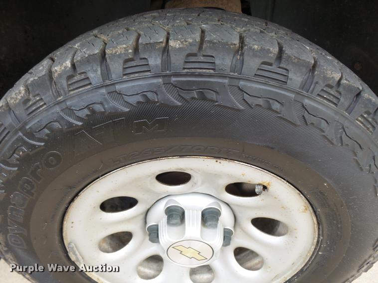 image for item K3049 2008 Chevrolet Silverado 1500 Ext. Cab pickup truck