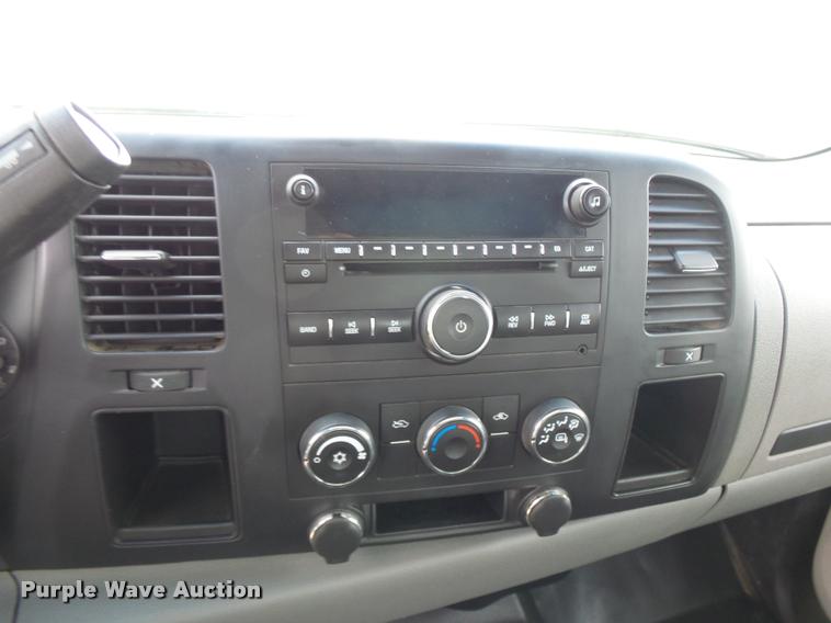 image for item K3052 2008 Chevrolet Silverado 1500 Ext. Cab pickup truck