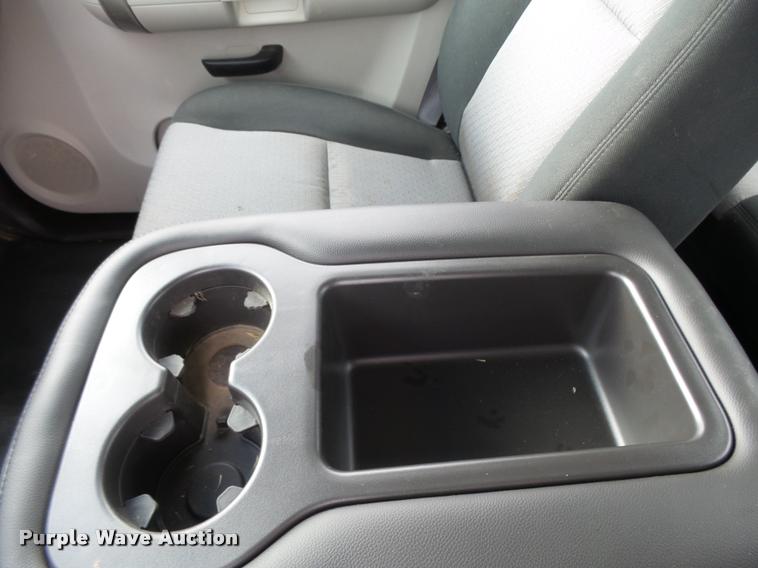 image for item K3052 2008 Chevrolet Silverado 1500 Ext. Cab pickup truck