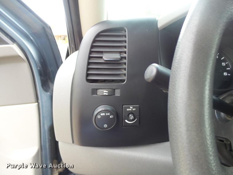 image for item K3052 2008 Chevrolet Silverado 1500 Ext. Cab pickup truck