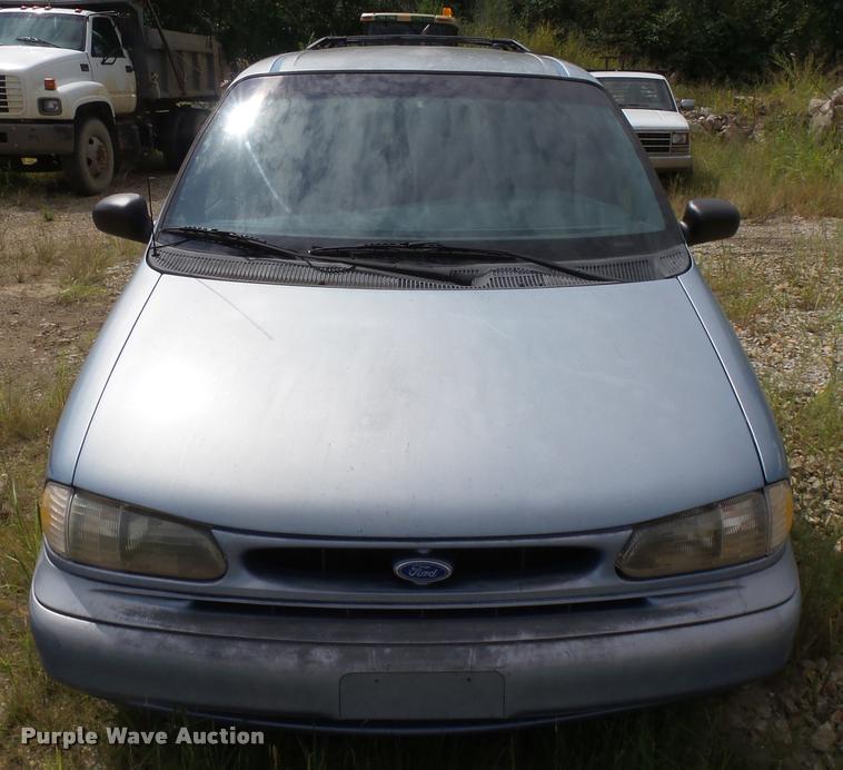 image for item K3053 1995 Ford Windstar van