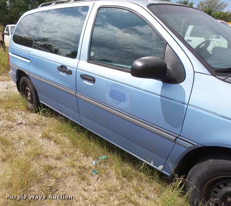 image for item K3053 1995 Ford Windstar van