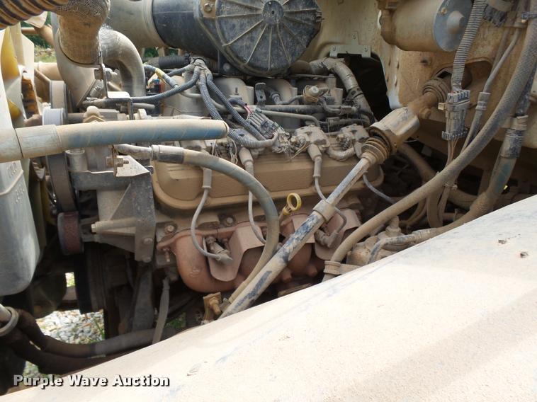 image for item K3055 2001 GMC C7500 dump truck