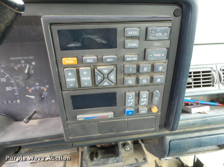 image for item K3057 1994 Chevrolet 1500 Ext. Cab pickup truck