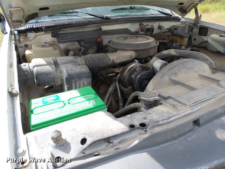 image for item K3057 1994 Chevrolet 1500 Ext. Cab pickup truck