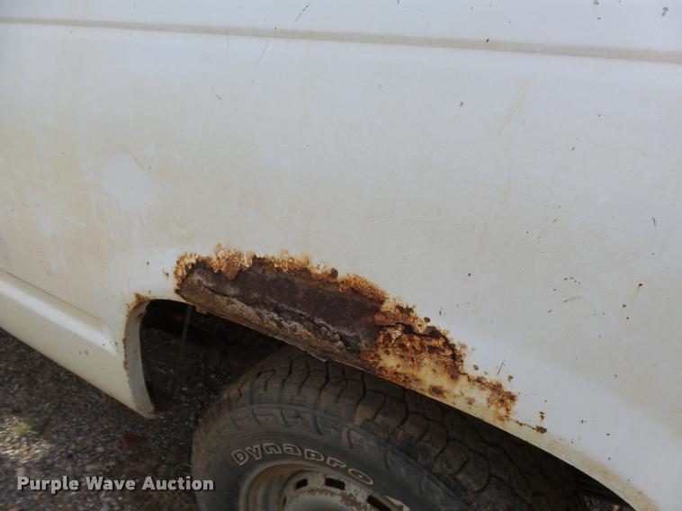 image for item K3057 1994 Chevrolet 1500 Ext. Cab pickup truck