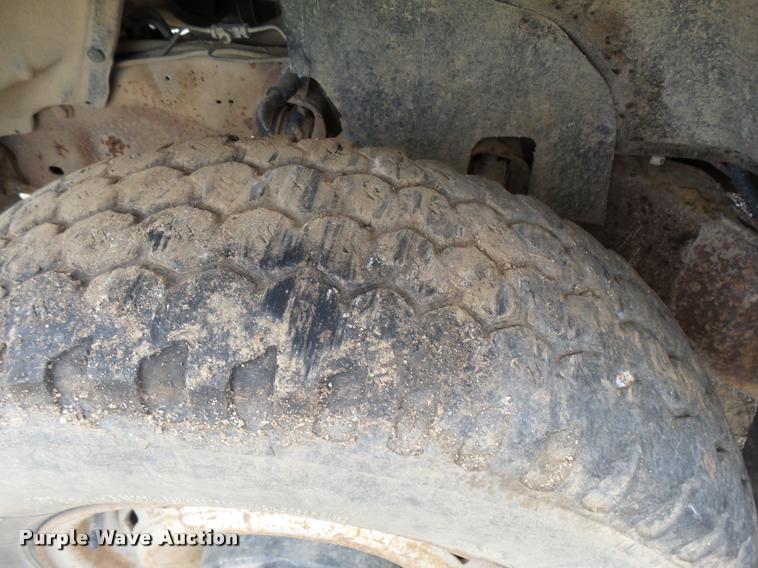 image for item K3057 1994 Chevrolet 1500 Ext. Cab pickup truck