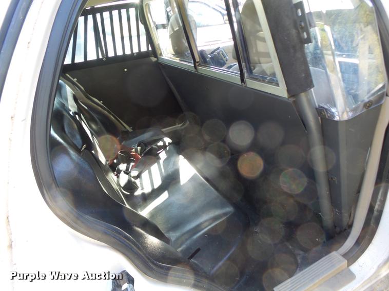 image for item K5674 2006 Ford Crown Victoria Police Interceptor