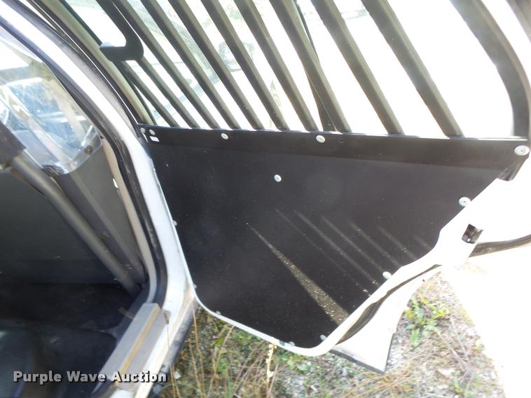 image for item K5674 2006 Ford Crown Victoria Police Interceptor