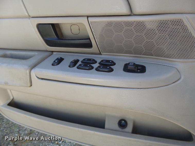 image for item K5674 2006 Ford Crown Victoria Police Interceptor