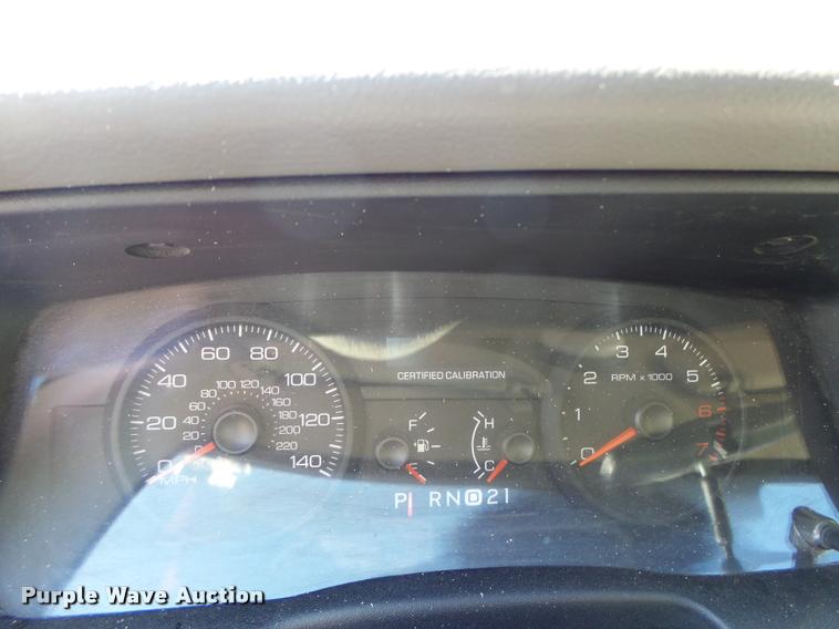 image for item K5674 2006 Ford Crown Victoria Police Interceptor